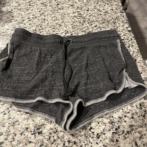 Size medium for both gray and black